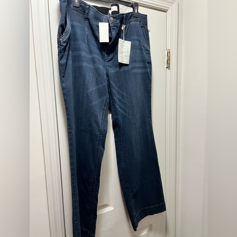 New with tag woman’s wide legged jeans.